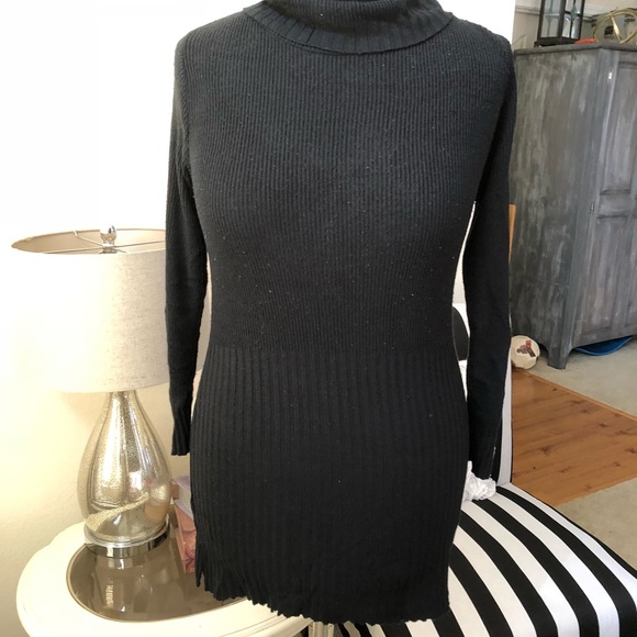 Sweater - Picture 3 of 4